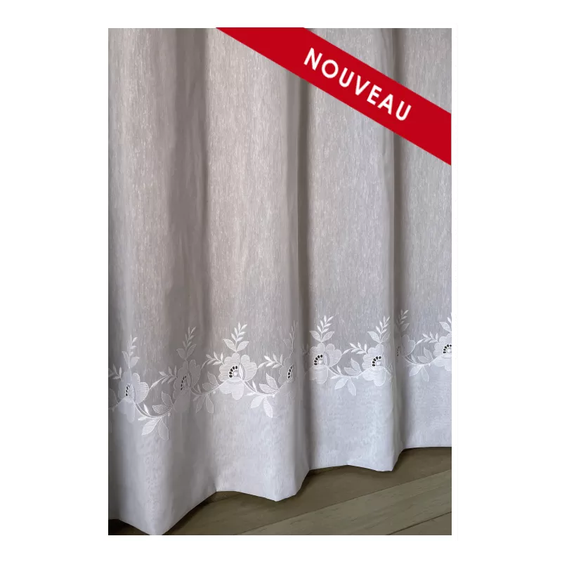 REVERIE Embroidered Curtain